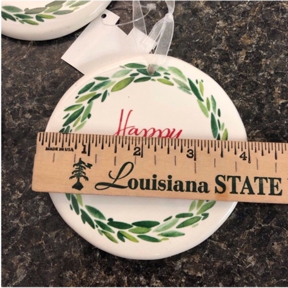 3/$15 ❤️ 1/18  set of 3 ceramic Christmas ornaments nwt - Picture 4 of 4